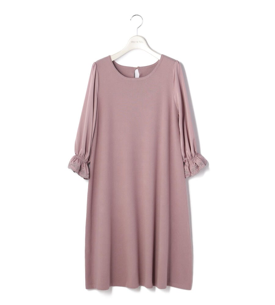 グレイッシュピンク