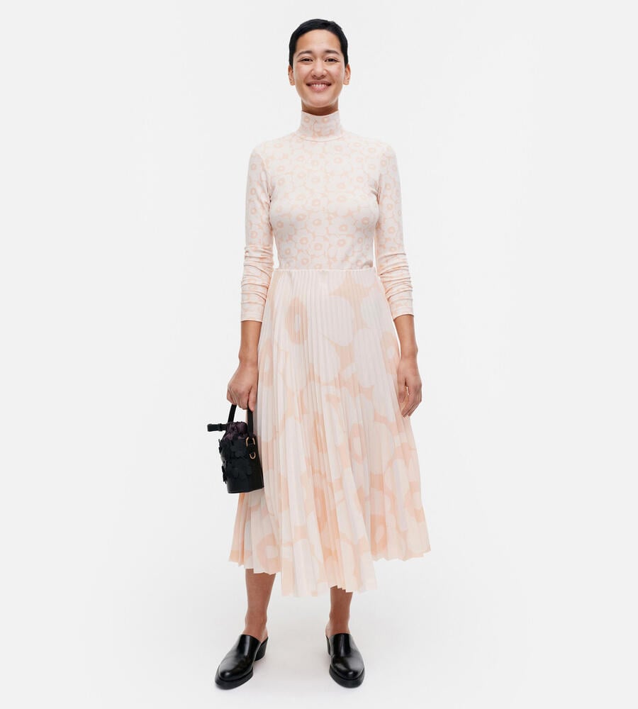 ライトピンク×ライトピンク