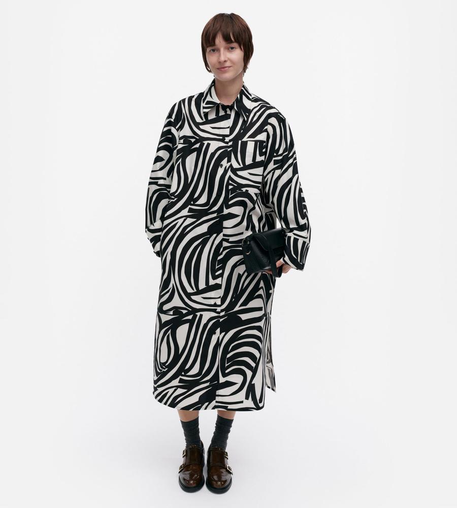 オフホワイト×ブラック