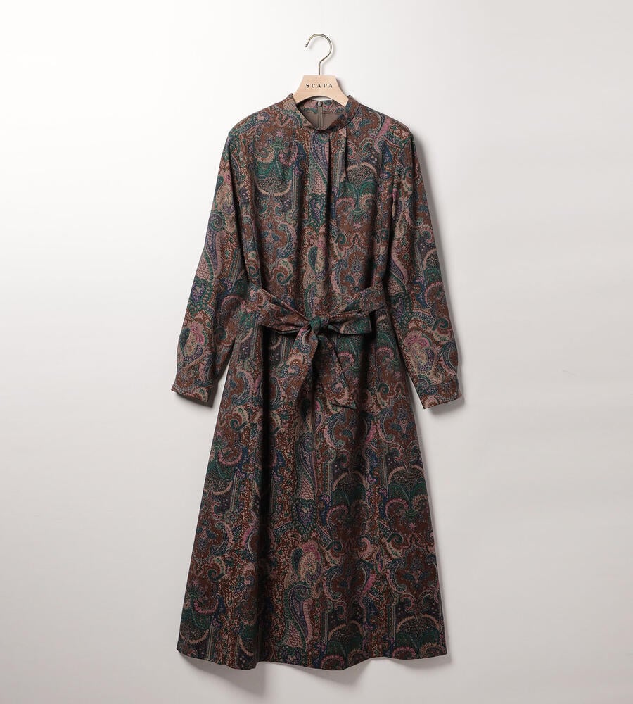 ダークブラウン