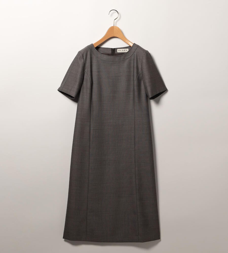 ダークブラウン