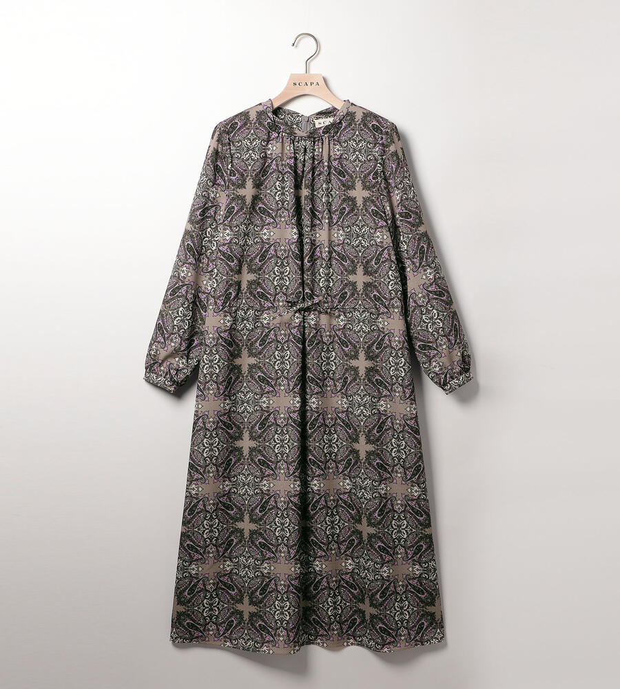 ライトグリーン