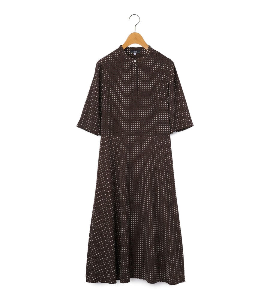 ダークブラウン