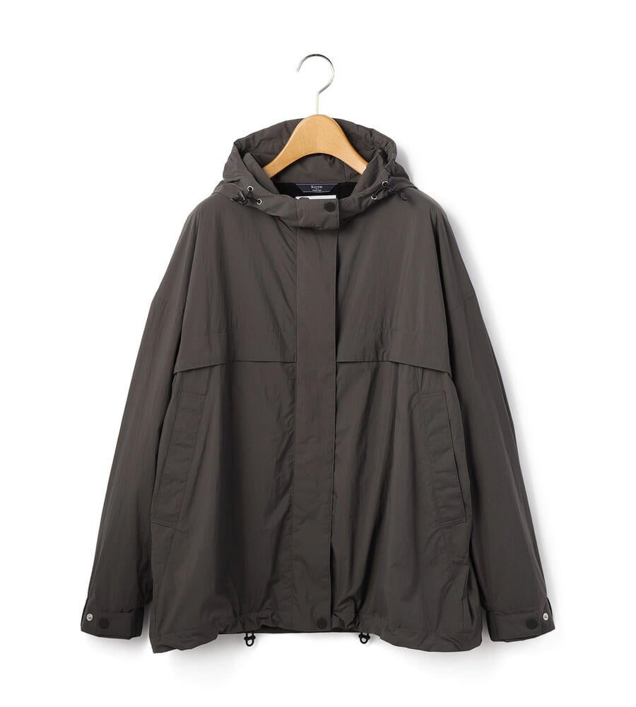 チャコールグレー